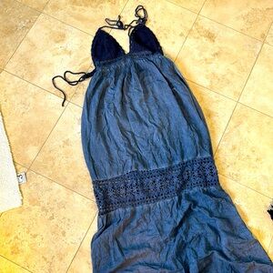 Long maxi dress with crochet top and details